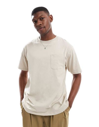 Threadbare Threadbare 220 GSM relaxed fit T-shirt with pocket in stone-Neutral