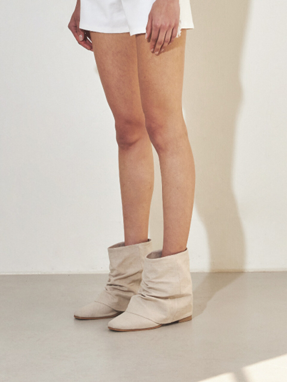 THREE TO EIGHTY Linen Wrinkle Boots