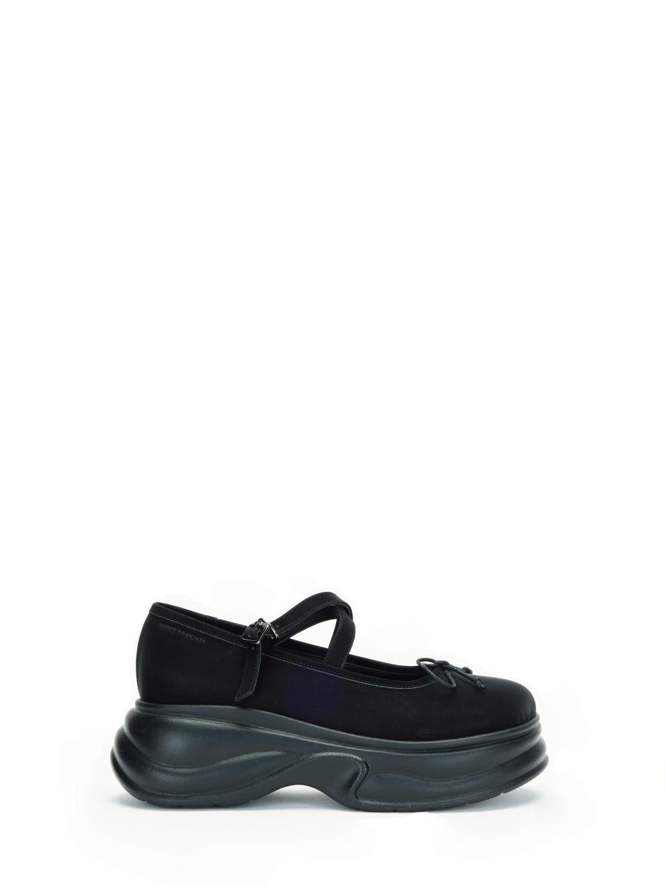 THREE TO EIGHTY Strap Mary Jane Platform _ Black