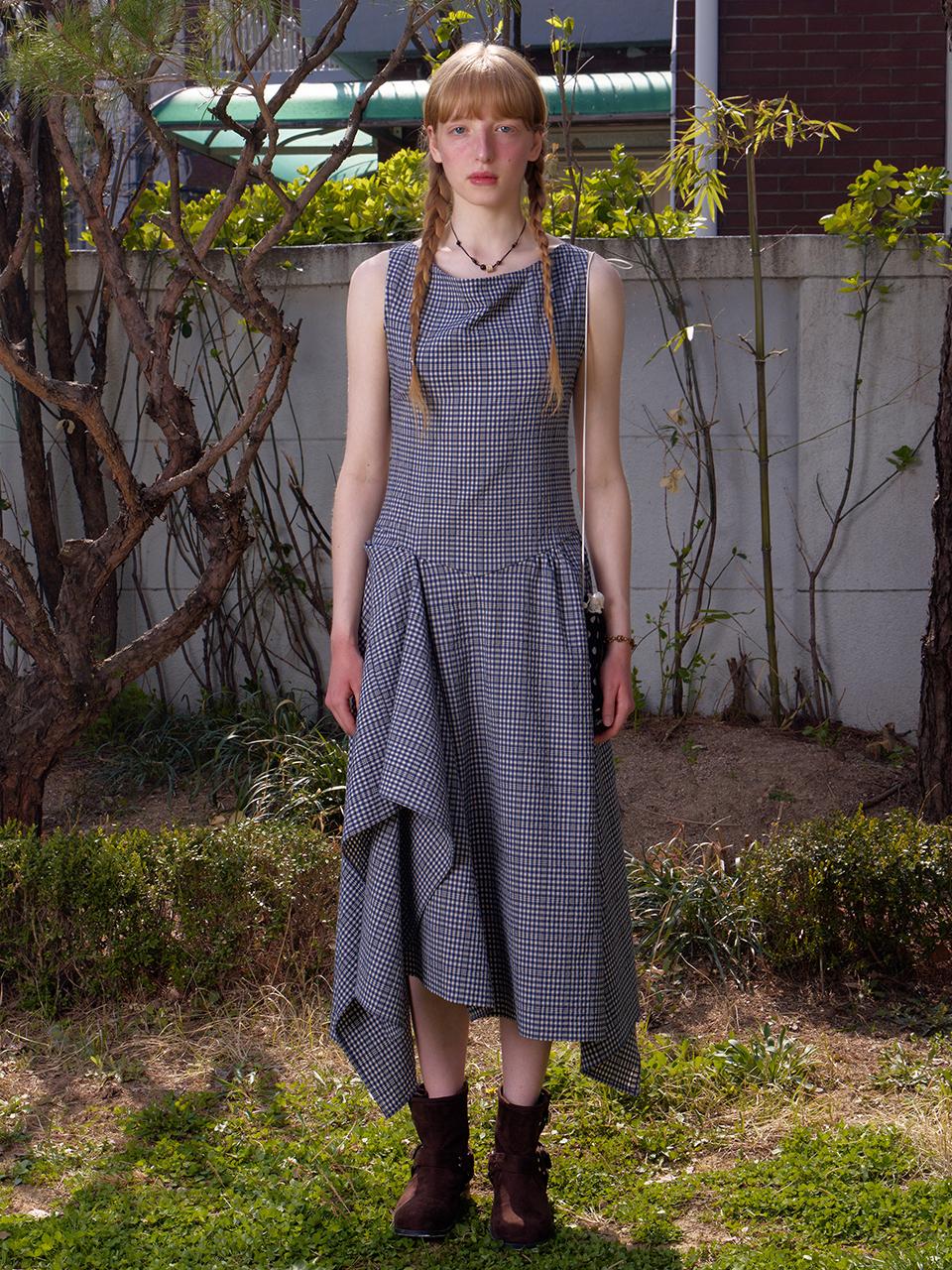 Tilda Ma Tilda Seesaw Cowlneck Dress [Navy]