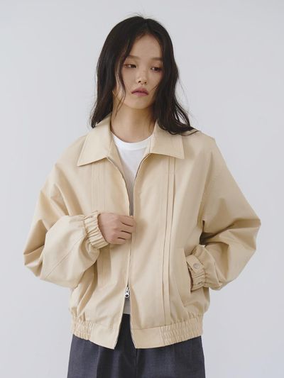 Tillber Pin-tuck Oversized Two-tone Blouson Jacket [Vanilla]