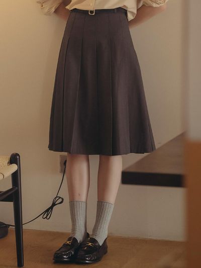 TILLIDIE Belt set pleats midi skirt_Charcoal