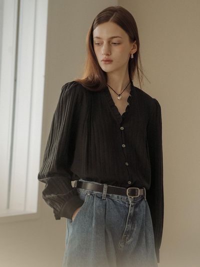 TILLIDIE Textured Lace Frill Blouse - Black
