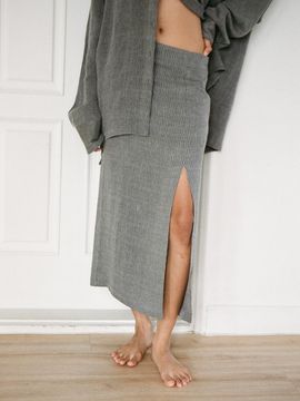 Tocoll Pigment Linen Long Slit Skirt [charcoal]