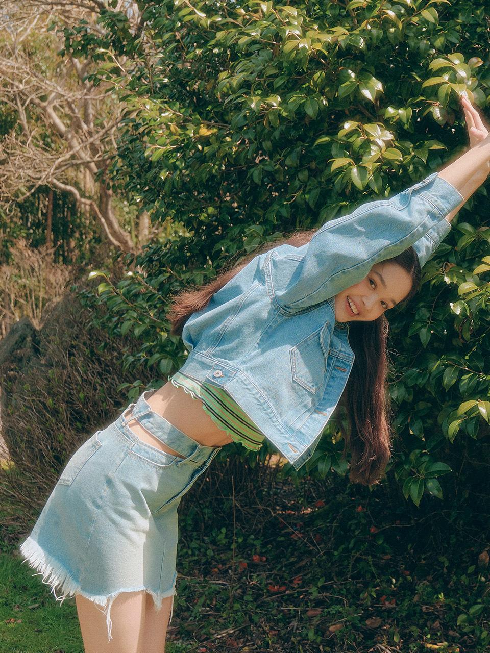 toinq Cutting Mini Denim Skirt
