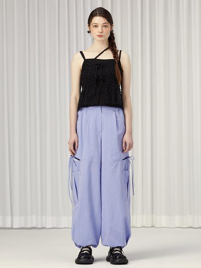 toinq Strap Point Sleeveless Top