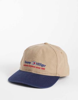 Tommy Hilfiger Tommy Hilfiger archive canvas cap in beige-Neutral