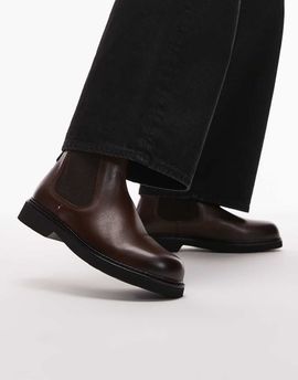 Tommy Hilfiger Tommy Hilfiger low chelsea boots in brown