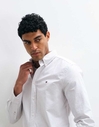 Tommy Hilfiger Tommy Hilfiger oxford shirt in taupe stripe-White
