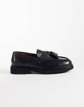 Tommy Hilfiger Tommy Hilfiger tassel loafers in black