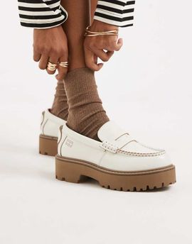 Tommy Jeans Tommy Jeans archive real leather loafers in ivory-White