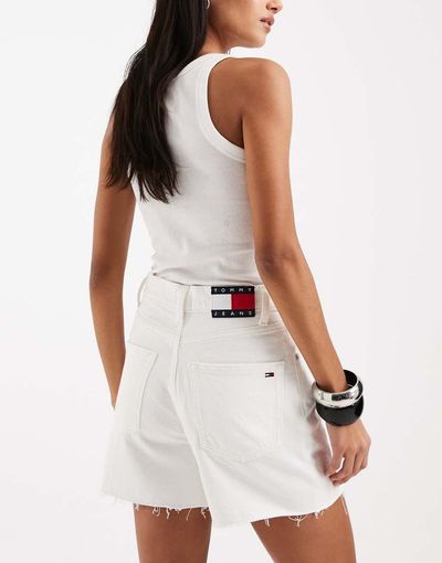 Tommy Jeans Tommy Jeans denim mom shorts in white