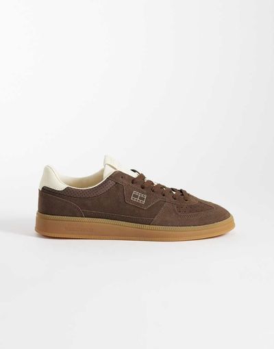 Tommy Jeans Tommy Jeans greenwich suede sneakers in brown