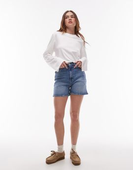 Tommy Jeans Tommy Jeans mom denim shorts in mid wash-Blue