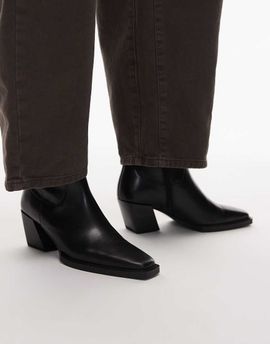 Tony Bianco Tony Bianco Holly mid ankle boots in black