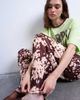 Topshop Topshop abstract animal print plisse pants in brown - 2