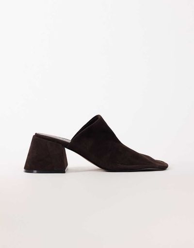 Topshop Topshop Alberto real suede wide block heel mule in chocolate-Brown