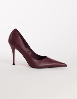 Topshop Topshop Alexander high heel court shoe in burgundy-RED