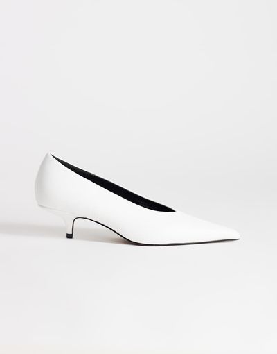 Topshop Topshop Avril kitten heel mid pumps in white