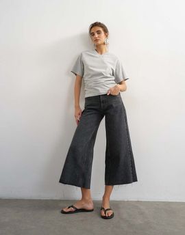 Topshop Topshop awkward crop jeans in washed black