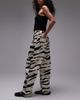 Topshop Topshop barrel leg mid rise jeans in zebra print-Multi - 3