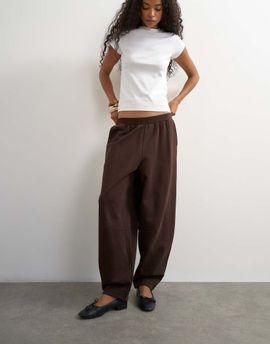Topshop Topshop barrel leg sweatpants in chocolate-Brown