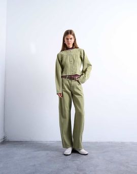 Topshop Topshop Barrel mid rise jeans with seam details in avocado-Green