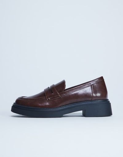 Topshop Topshop Cade chunky sole loafers in chocolate-Brown