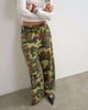 Topshop Topshop camo mid rise sweatpants in khakI-Green - 3