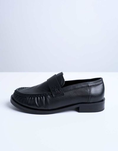 Topshop Topshop Carey real leather loafers with ruched detail in black