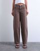Topshop Topshop Cinch low rise relaxed jeans in otter-Brown - 1