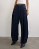 Topshop Topshop Cocoon mid rise barrel jeans in dark rinse-Blue - 4