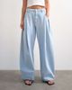 Topshop Topshop Cocoon mid rise barrel jeans in super bleach-Blue - 1