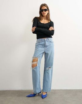 Topshop Topshop Column mid rise jeans with extreme rips in bleach-Blue