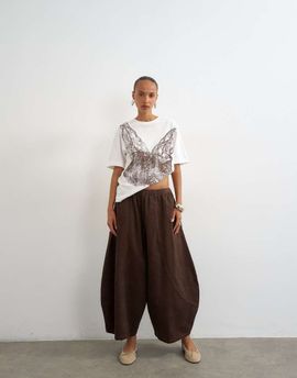 Topshop Topshop cord mid length ovoid pants in chocolate-Brown