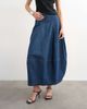 Topshop Topshop denim seamed barrel cut maxi skirt in rich blue - 3