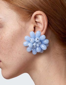 Topshop Topshop Dezi semi precious cluster earrings in blue
