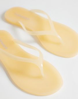 Topshop Topshop Elias jelly flip flops in buttermilk-Yellow