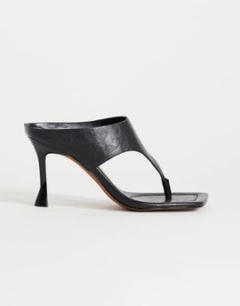 Topshop Topshop Elodie toe thong mid heeled mules in black