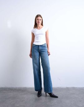 Topshop Topshop Ember low rise straight leg jeans in mid blue-Gray