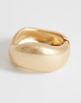 Topshop Topshop Flavia chunky bangle in gold