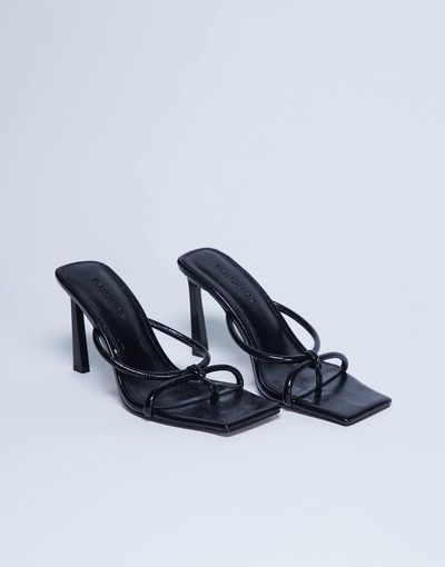 Topshop Topshop Flora strappy toe loop high heels in black