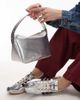 Topshop Topshop Gila grab bag in silver - 4