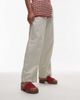 Topshop Topshop Hamilton suede clogs with studs in red - 4