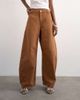 Topshop Topshop Horseshoe mid rise barrel leg jeans in toffee-Brown - 4