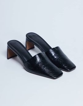 Topshop Topshop Idea patent square toe mules in black