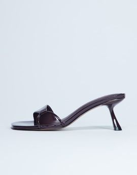 Topshop Topshop Ily patent heeled mules in burgundy-Red