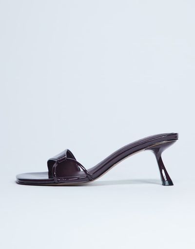 Topshop Topshop Ily patent heeled mules in burgundy-Red