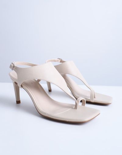 Topshop Topshop Iman toe loop heeled sandals in off white