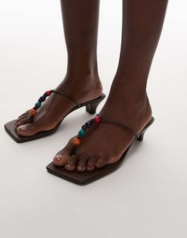 Topshop Topshop Irvin toe thong kitten heel sandals with beads in chocolate-Brown